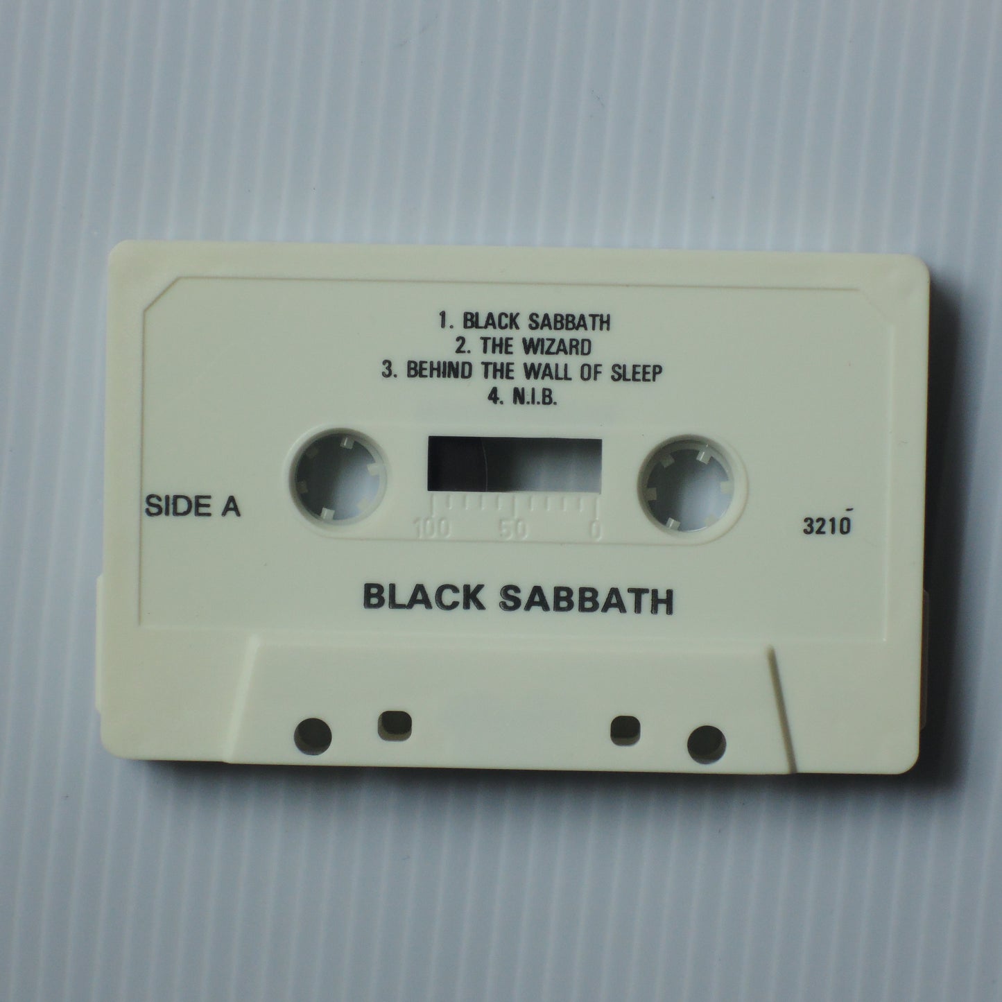 BLACK SABBATH - BLACK SABBATH [カセット]