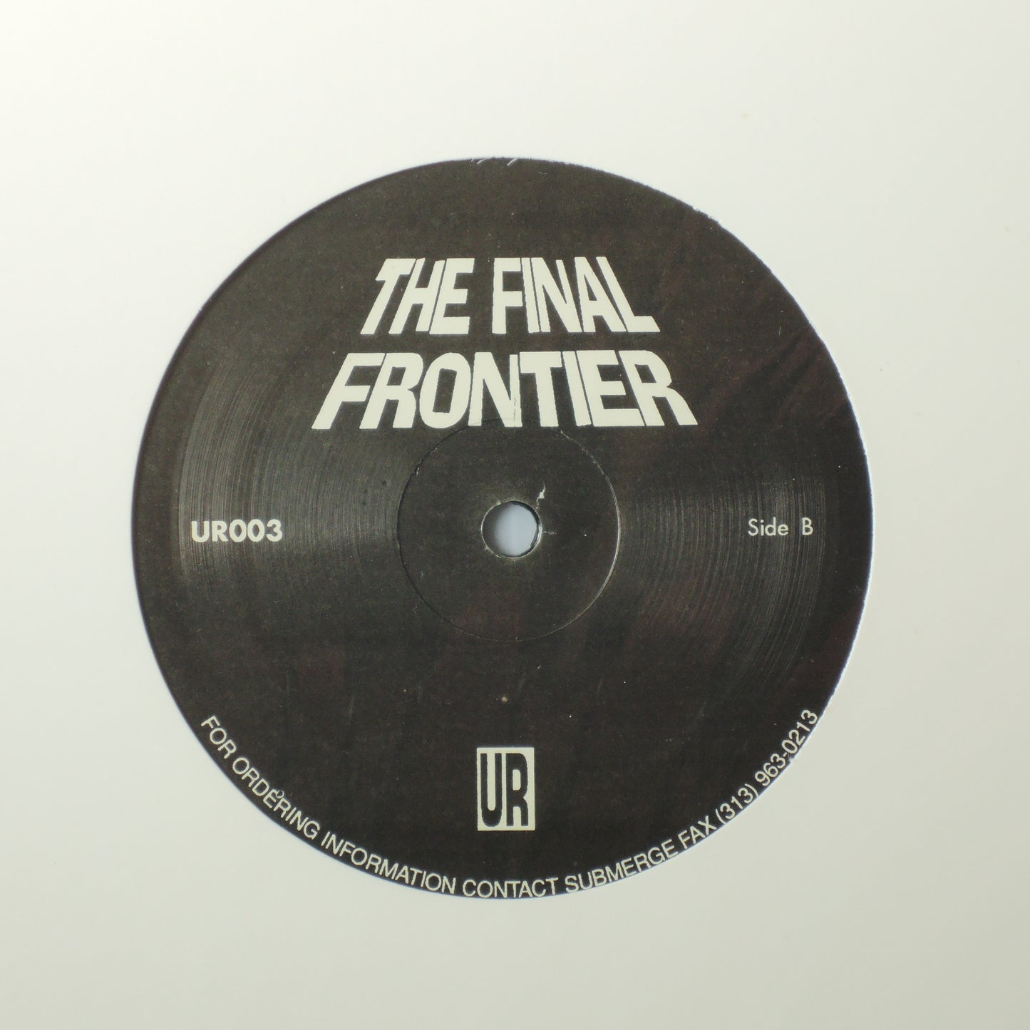 UNDERGROUND RESISTANCE - THE FINAL FRONTIER [12"]