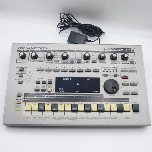 Roland MC-303 Groovebox [DTM・音楽制作機材(Used)] 当店整備済完動品！