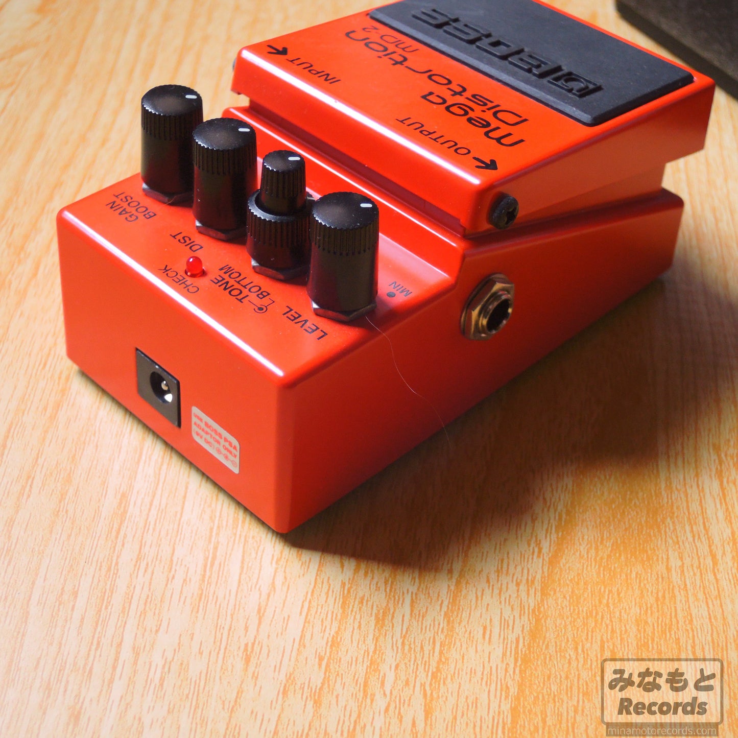 BOSS MD-2 Mega Distortion [エフェクターペダル(Used)]