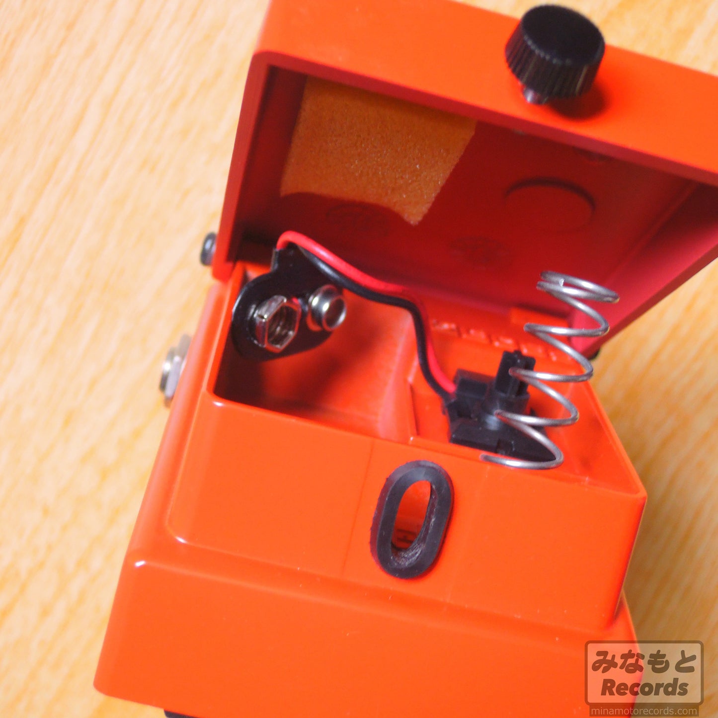BOSS MD-2 Mega Distortion [エフェクターペダル(Used)]